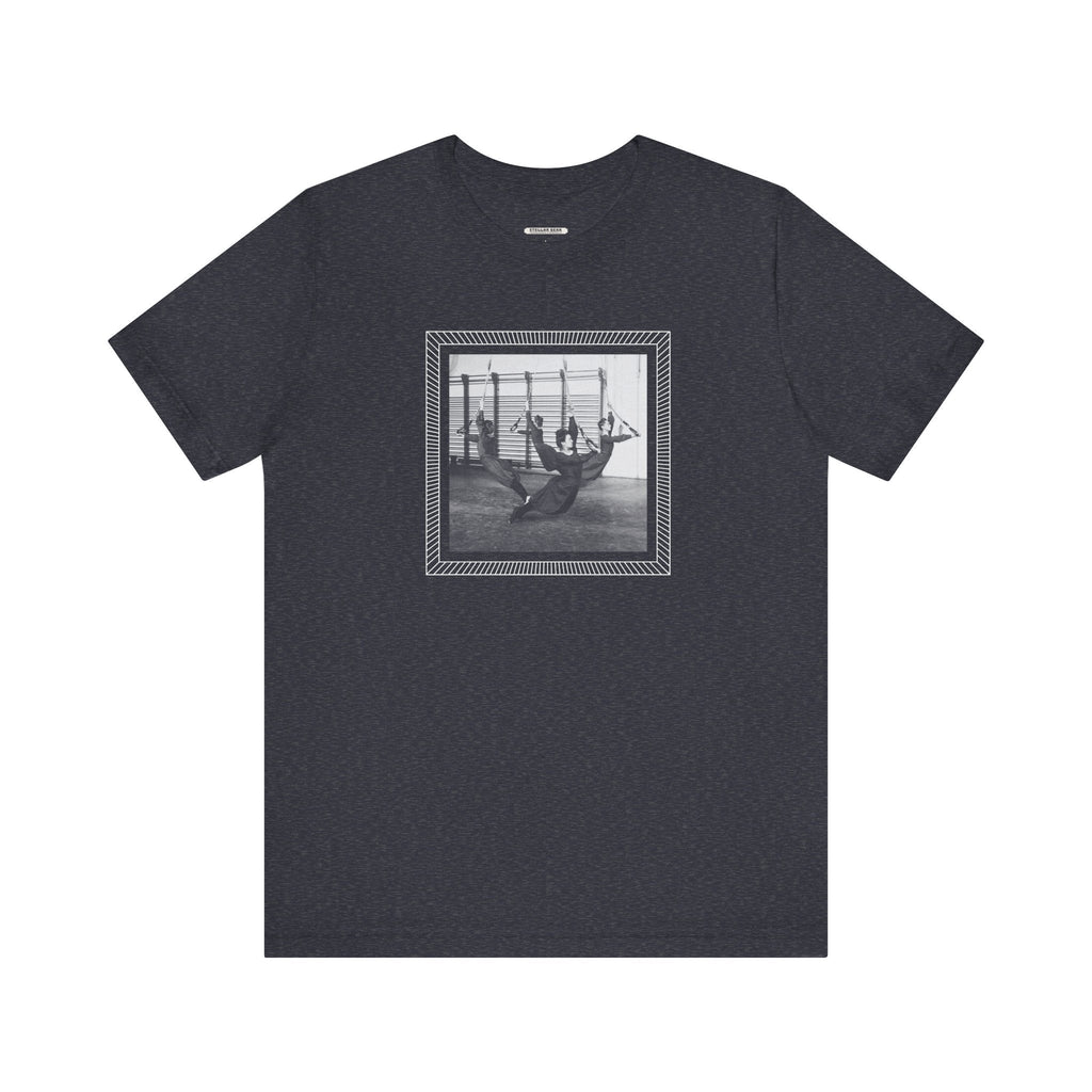On the Rings 1902 Vintage Graphic T-Shirt product image 9