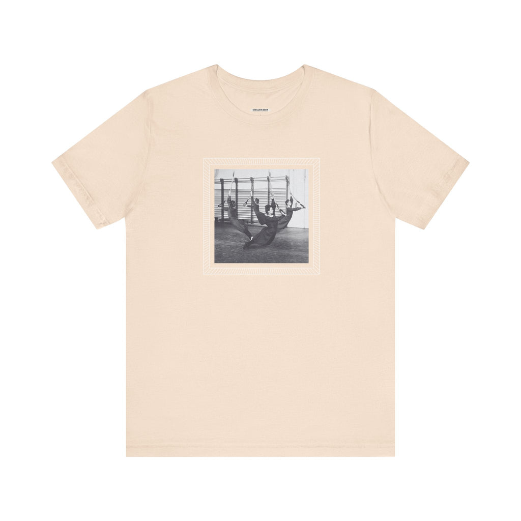On the Rings 1902 Vintage Graphic T-Shirt product image 13