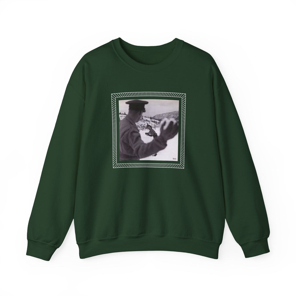 Snowball Fight, Marines, 1940 Vintage Graphic Sweatshirt product image 11