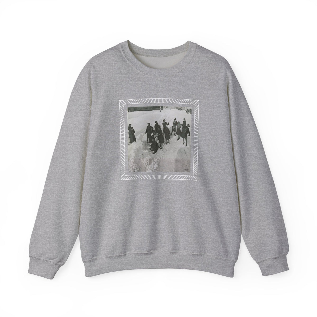 Snowball Fight, Women's Army Corps, 1946 Vintage Graphic product image 4