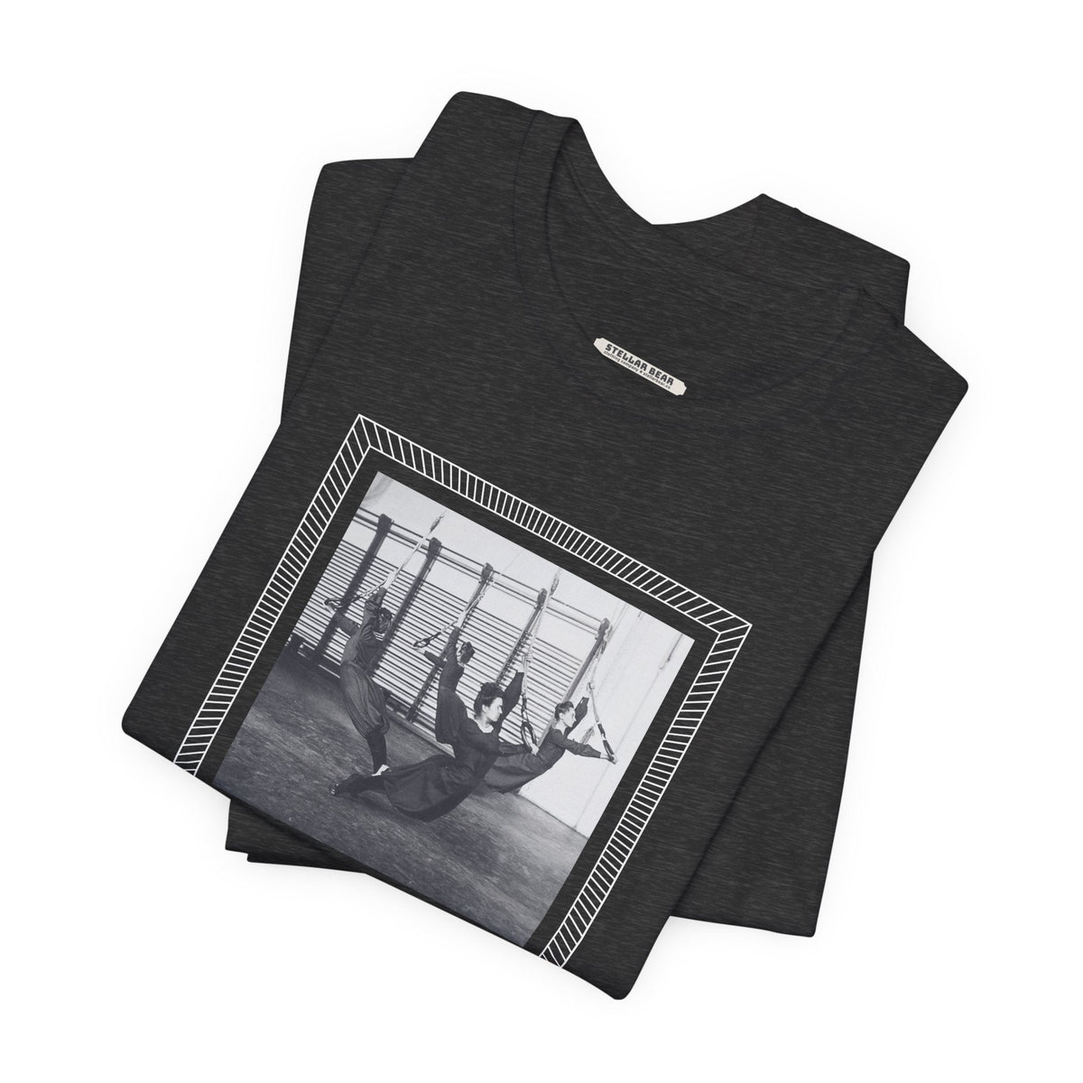 On the Rings 1902 Vintage Graphic T-Shirt product image 4