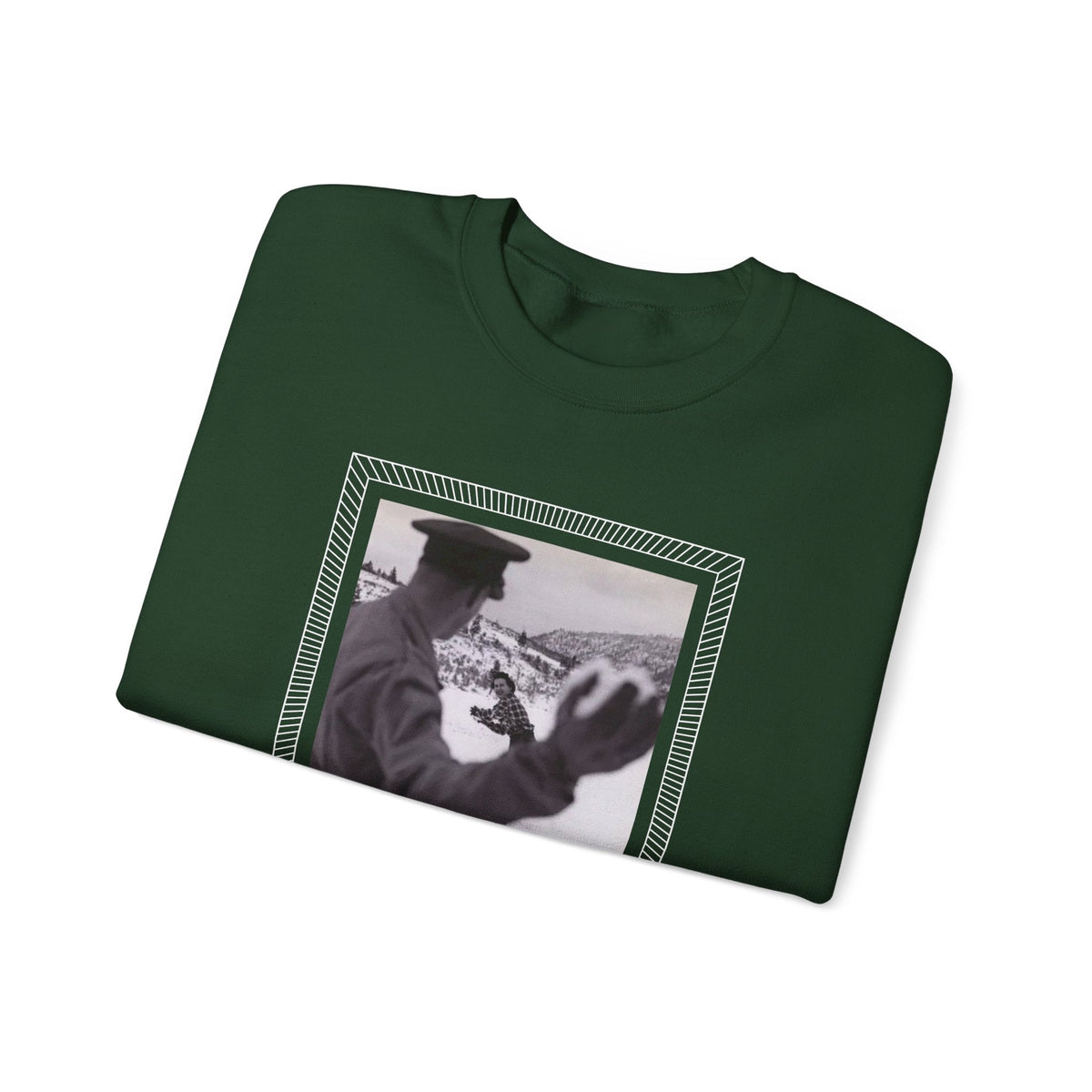 Snowball Fight, Marines, 1940 Vintage Graphic Sweatshirt product image 3