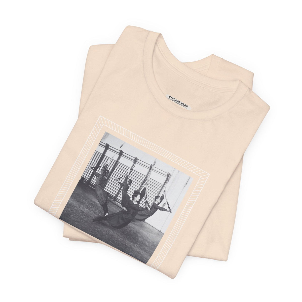 On the Rings 1902 Vintage Graphic T-Shirt product image 6