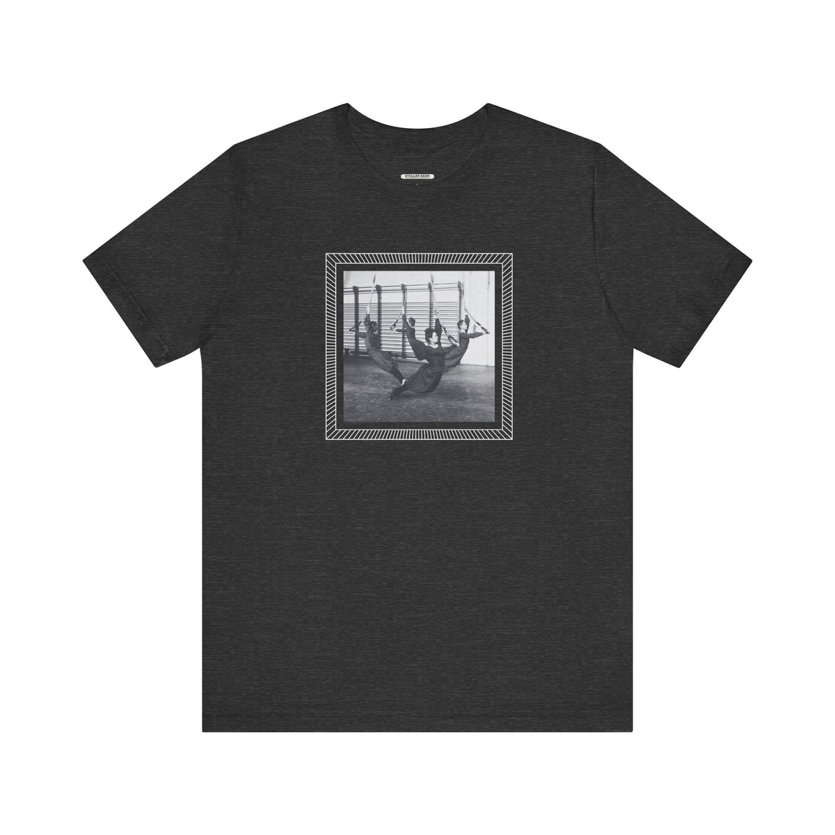 On the Rings 1902 Vintage Graphic T-Shirt product image 10