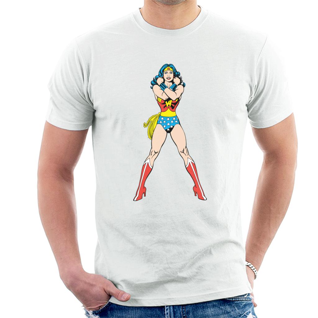 Wonder Woman Comics Arms Crossed Men's T-Shirt product image 1