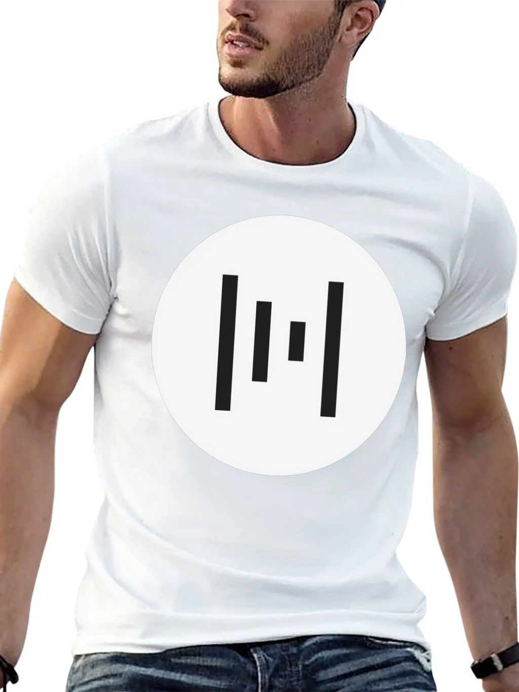 Minimalist Geometric T-Shirt - Black product image 12