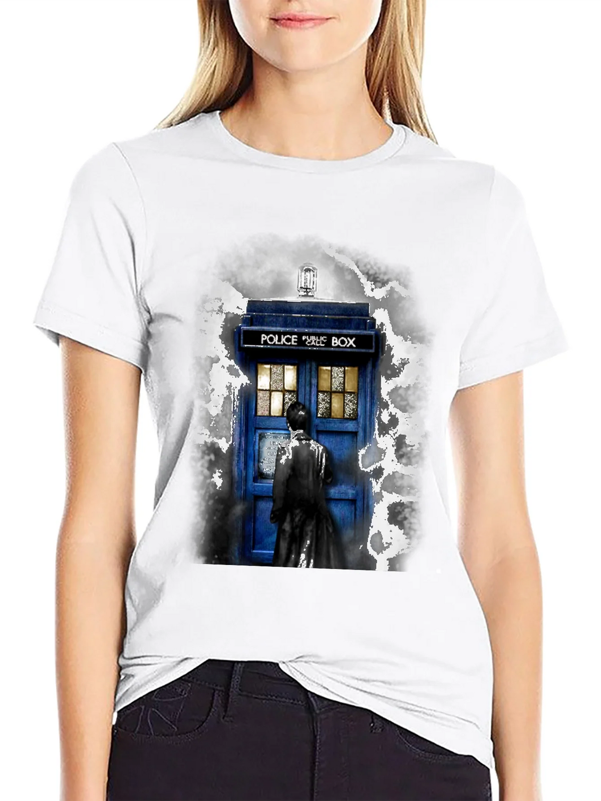 Doctor Who TARDIS Graphic Tee product image 8